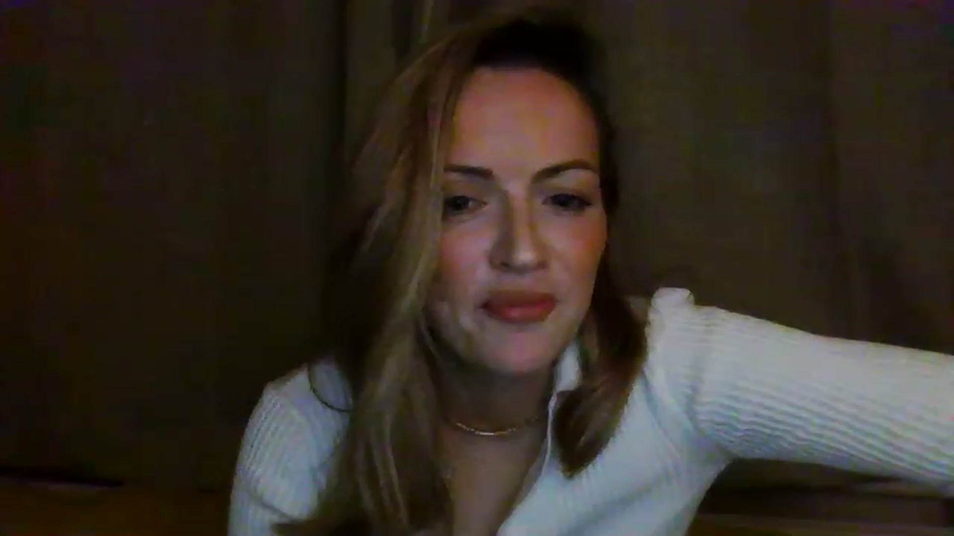 Gallery image thumbnail from Miz_Honey's myfreecams stream on, 03/01/2023, 23:12 image 6 of 20