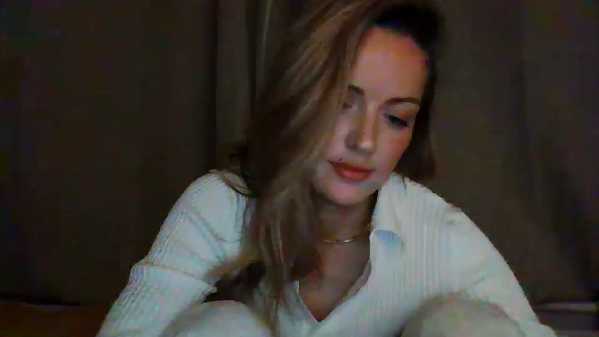 Gallery image thumbnail from Miz_Honey's myfreecams stream on, 03/01/2023, 23:12 image 13 of 20