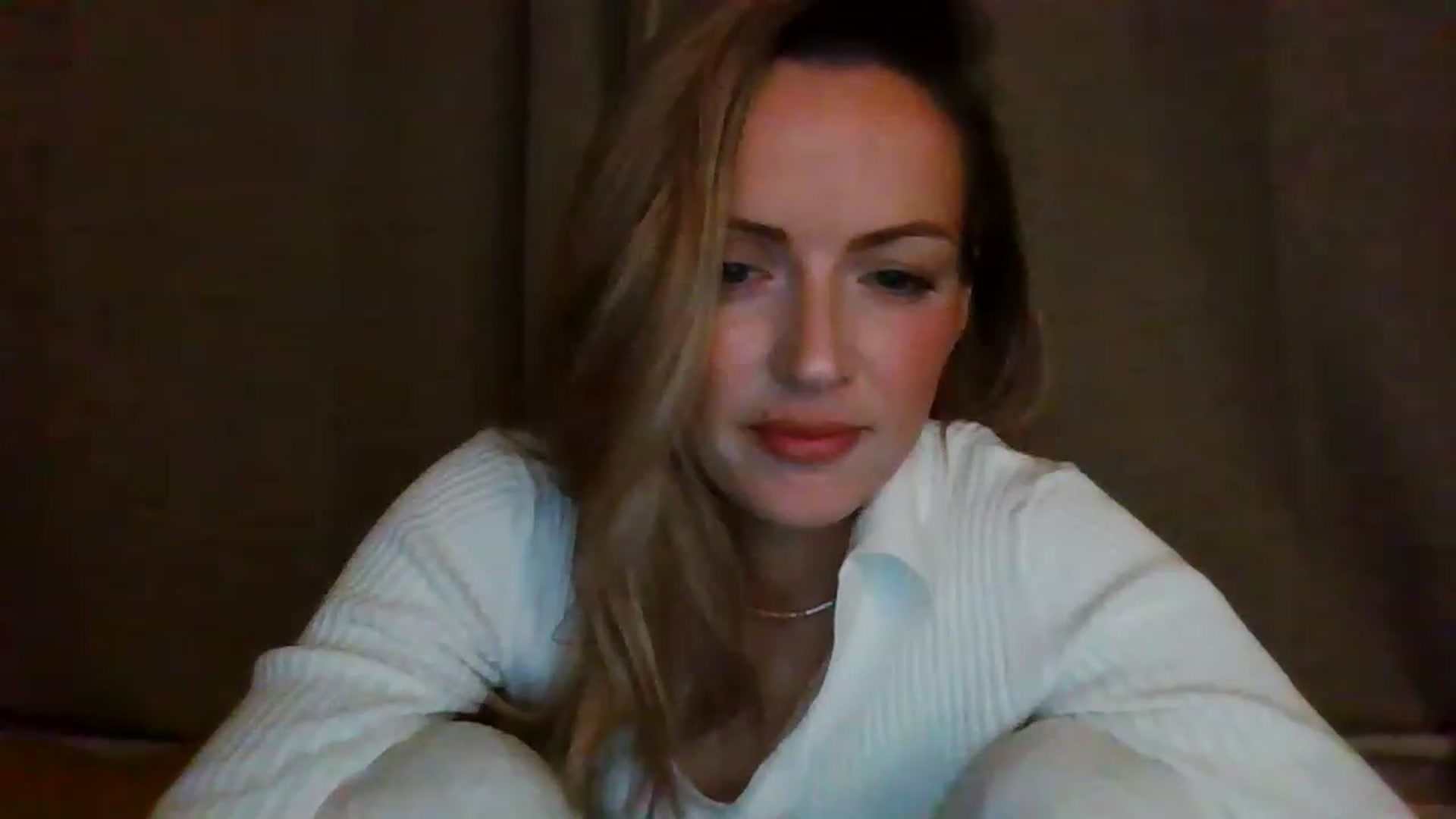 Gallery image thumbnail from Miz_Honey's myfreecams stream on, 03/01/2023, 23:12 image 12 of 20