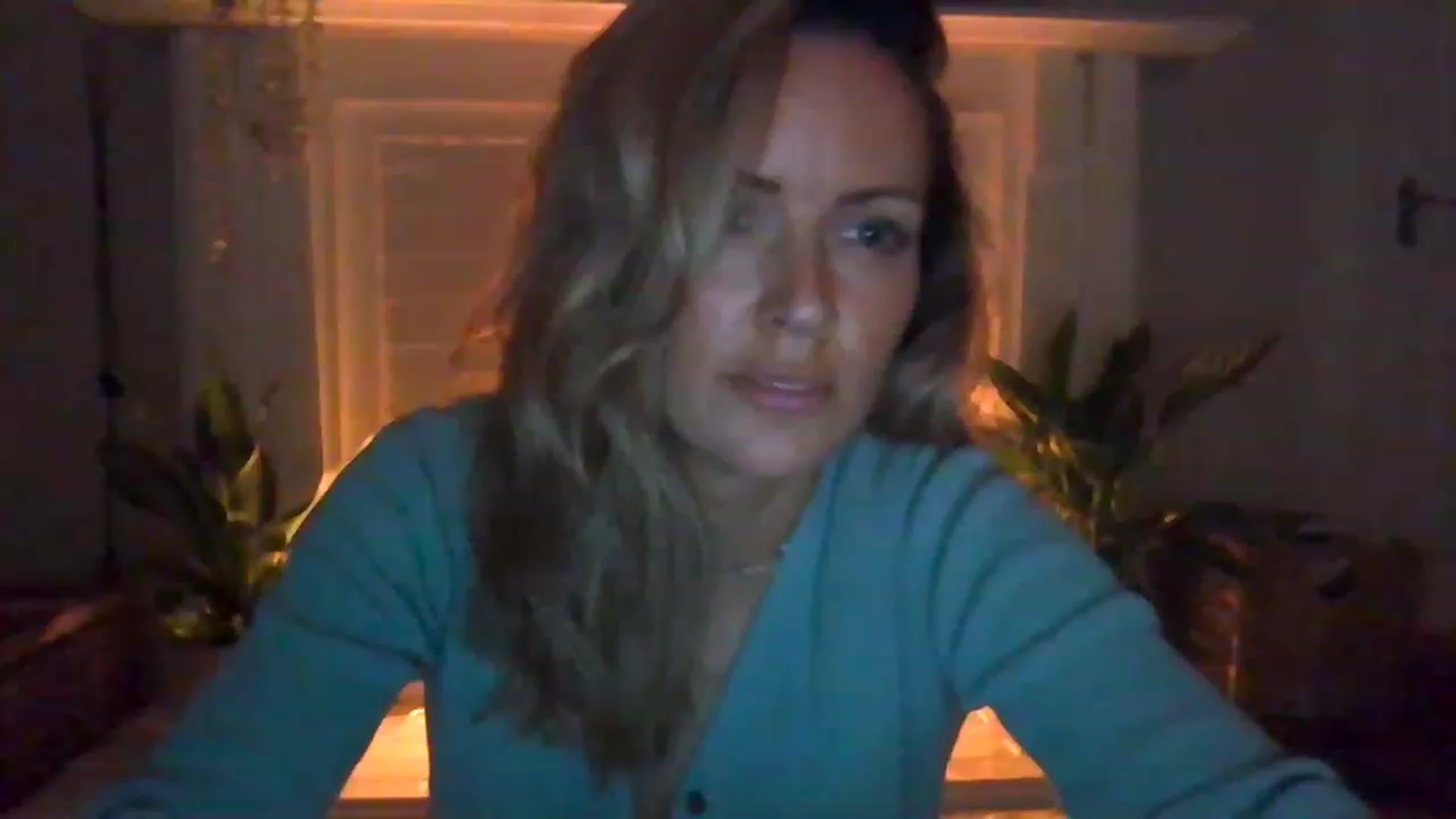 Gallery image thumbnail from Miz_Honey's myfreecams stream on, 03/06/2023, 22:01 image 8 of 20
