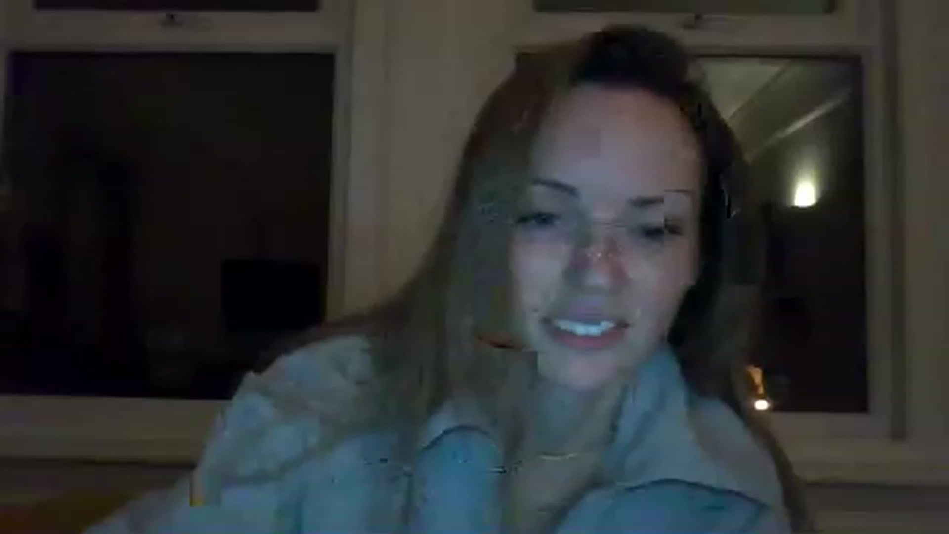 Gallery image thumbnail from Miz_Honey's myfreecams stream on, 03/29/2023, 22:42 image 4 of 20