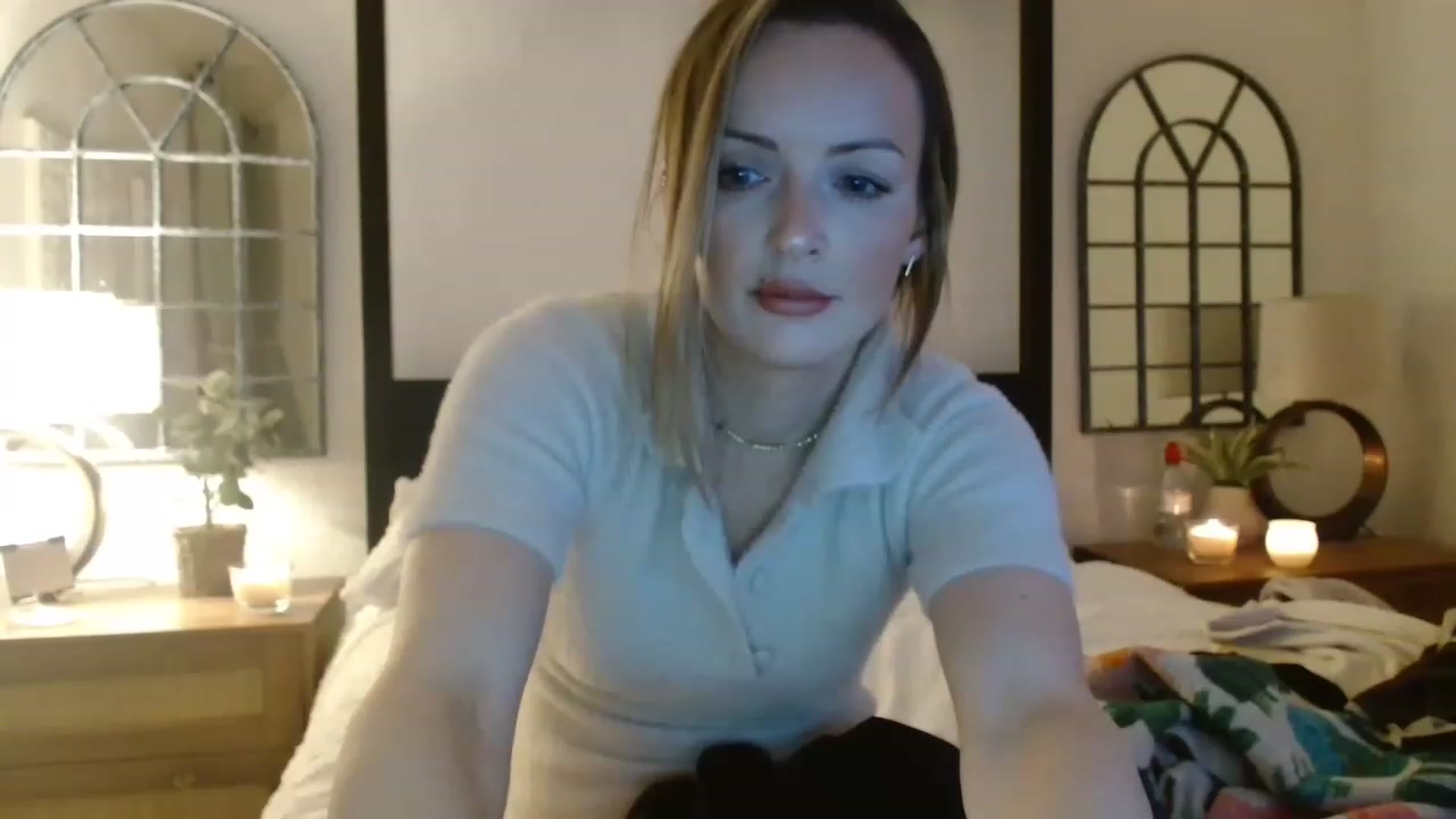 Gallery image thumbnail from Miz_Honey's myfreecams stream on, 03/31/2023, 21:12 image 1 of 20