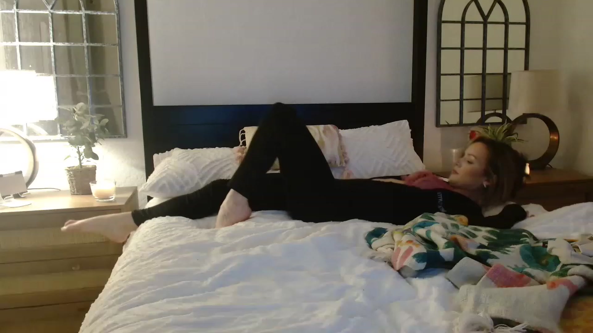 Gallery image thumbnail from Miz_Honey's myfreecams stream on, 03/31/2023, 21:12 image 10 of 20
