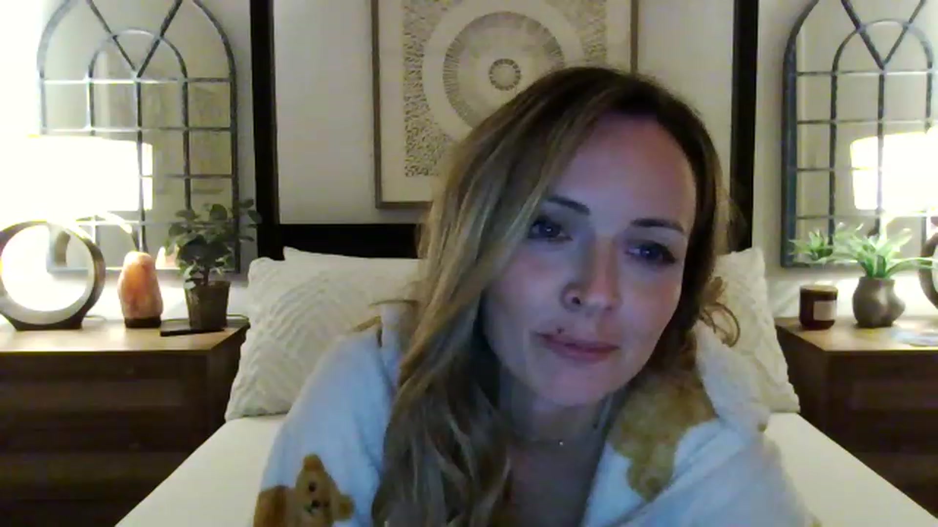 Gallery image thumbnail from Miz_Honey's myfreecams stream on, 07/03/2023, 18:04 image 19 of 20