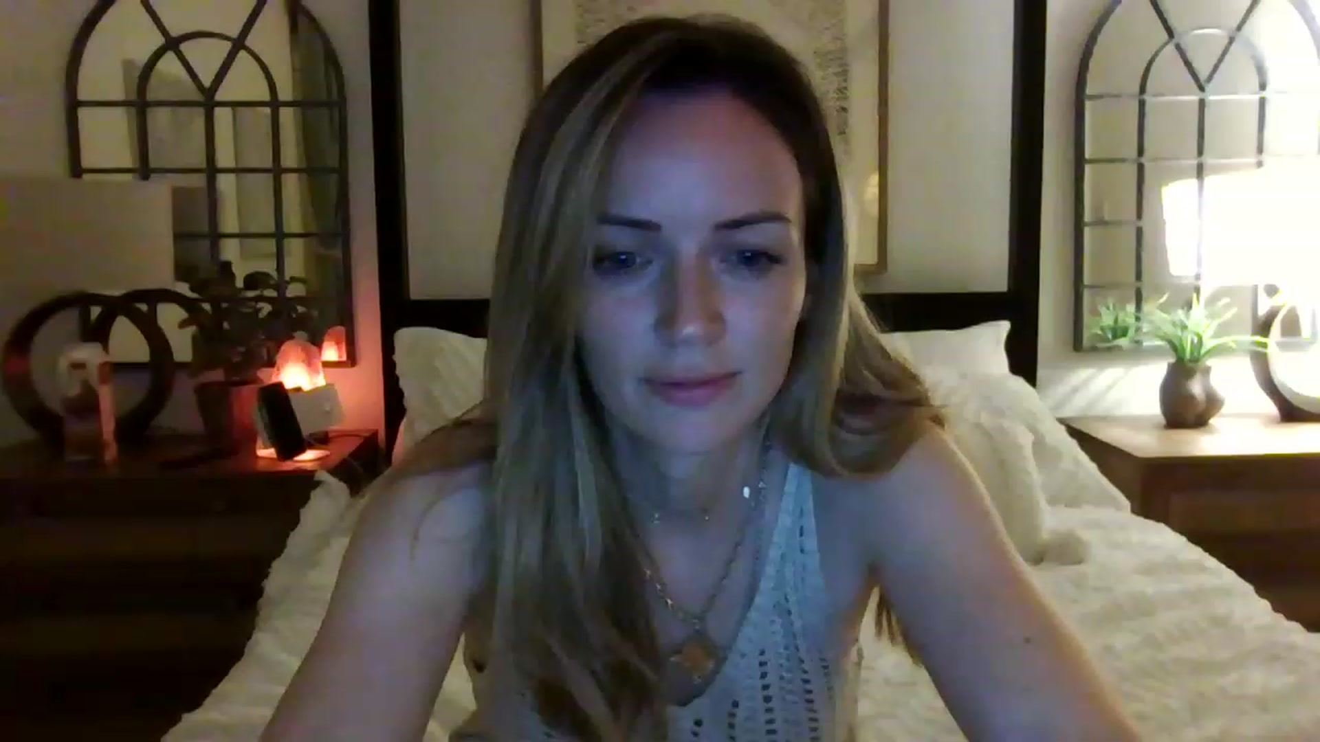 Gallery image thumbnail from Miz_Honey's myfreecams stream on, 07/10/2023, 22:11 image 7 of 20