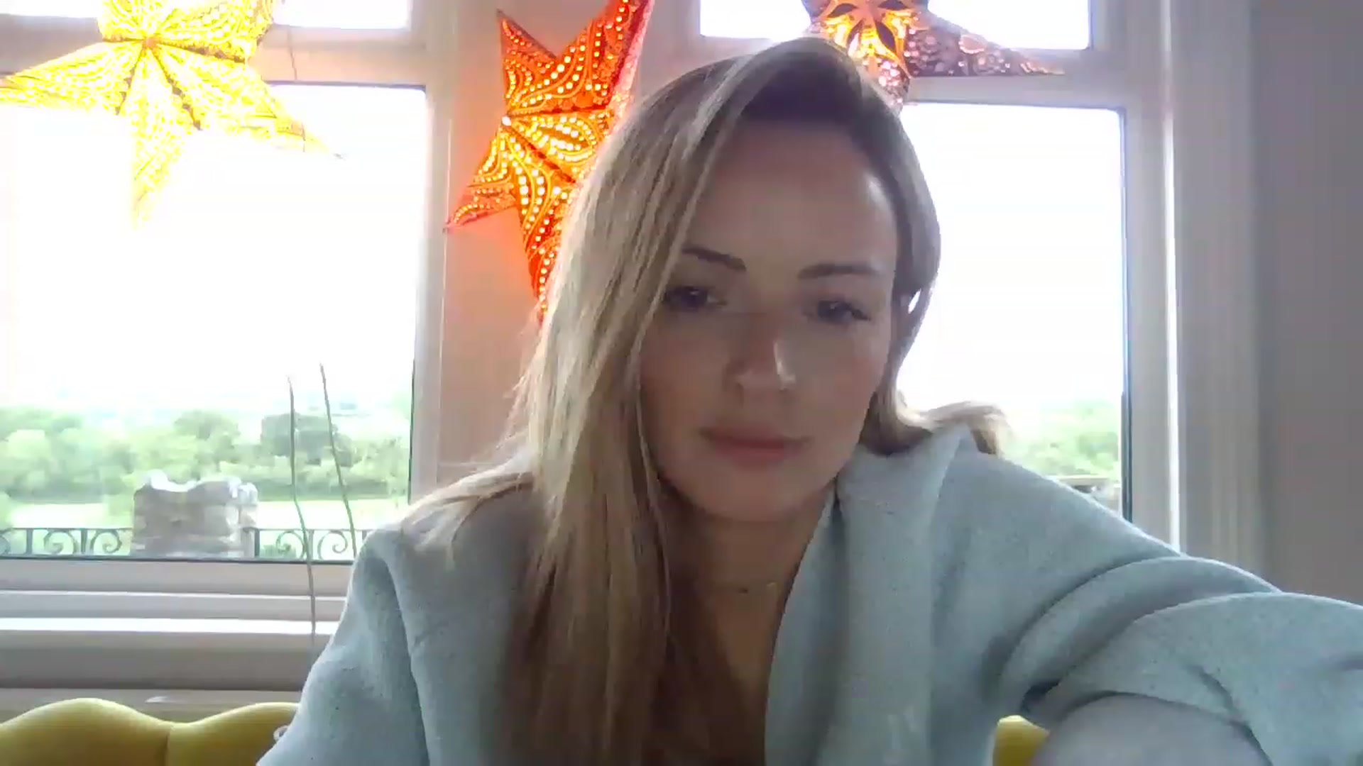 Gallery image thumbnail from Miz_Honey's myfreecams stream on, 07/17/2023, 20:02 image 5 of 20