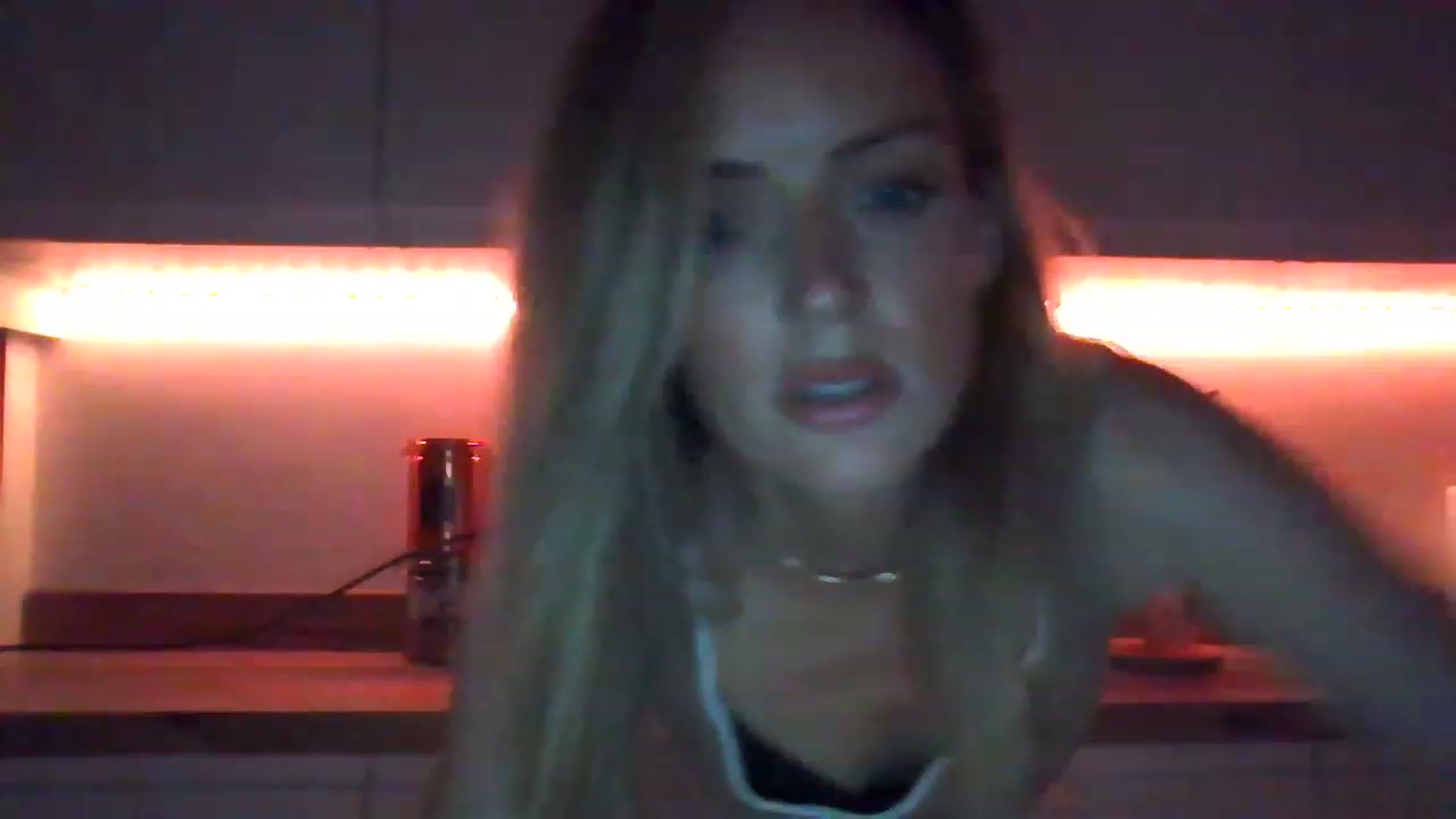 Gallery image thumbnail from Miz_Honey's myfreecams stream on, 07/23/2023, 21:54 image 16 of 20