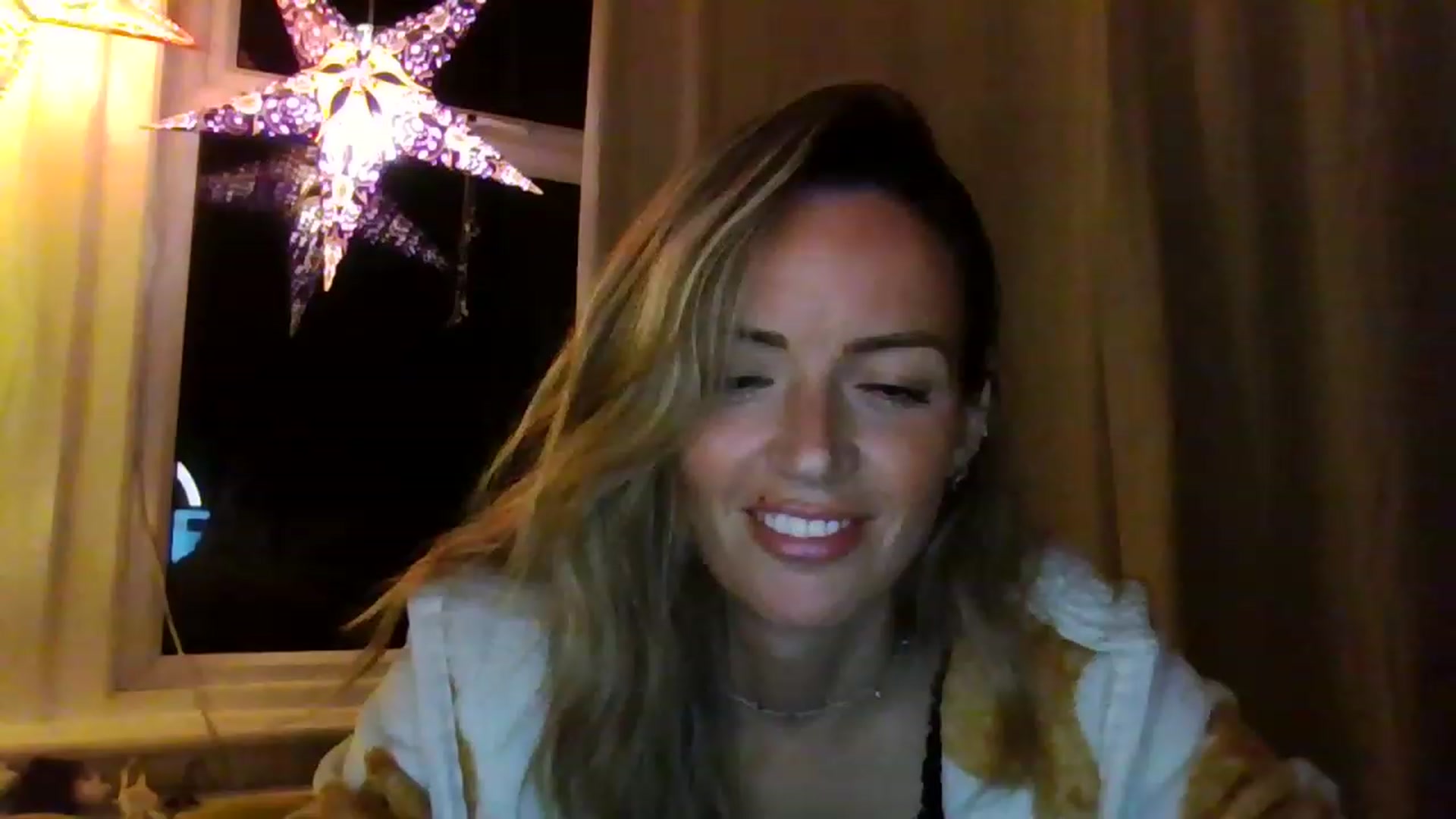 Gallery image thumbnail from Miz_Honey's myfreecams stream on, 08/03/2023, 21:51 image 1 of 20