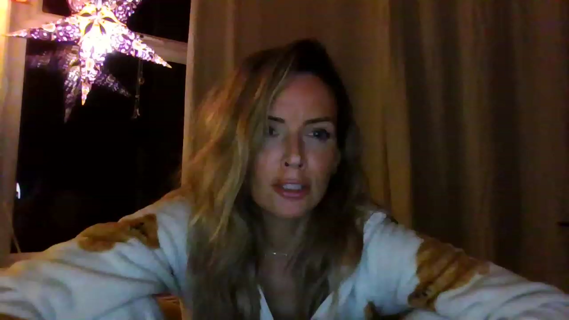 Gallery image thumbnail from Miz_Honey's myfreecams stream on, 08/03/2023, 21:51 image 10 of 20