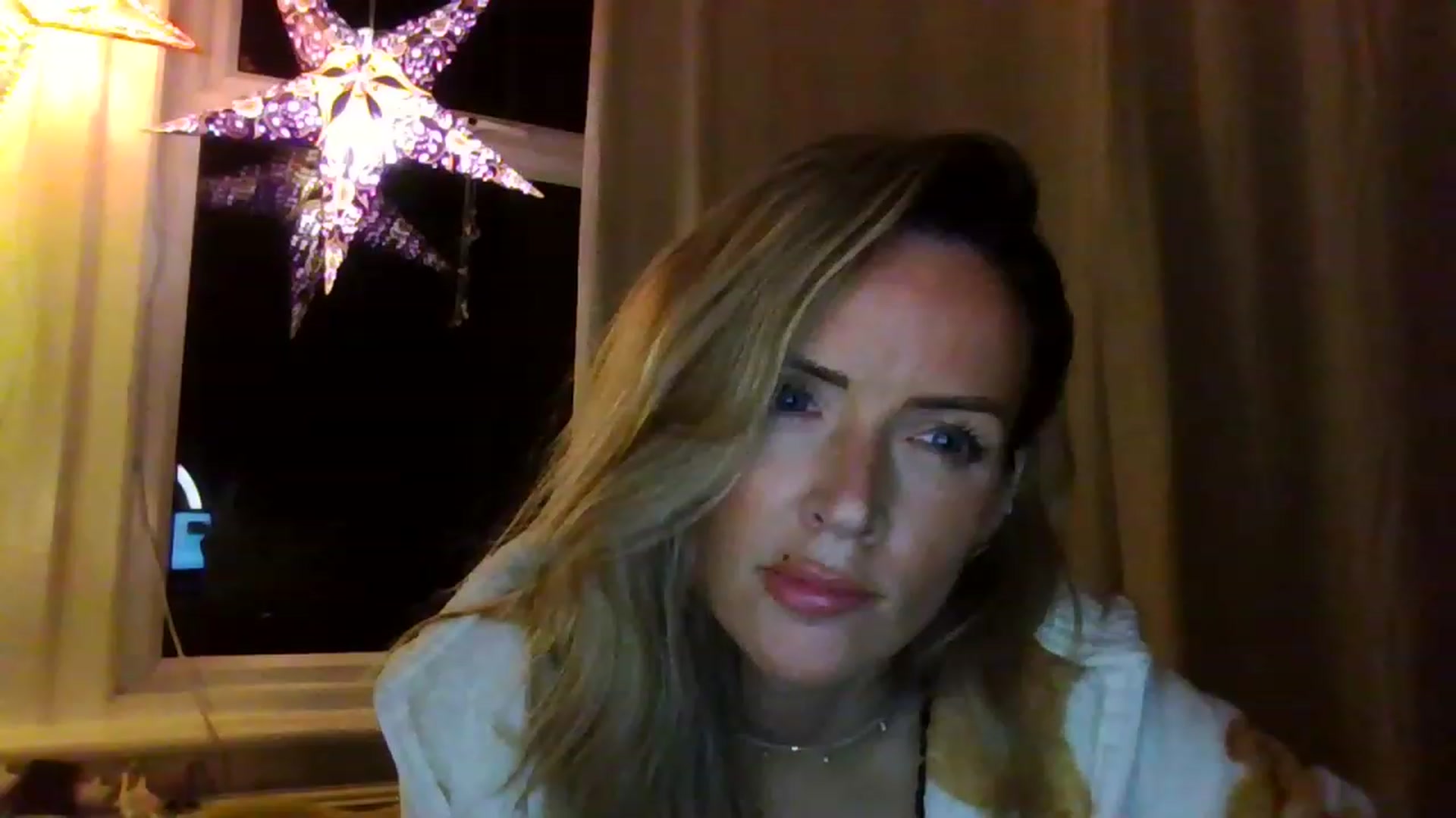 Gallery image thumbnail from Miz_Honey's myfreecams stream on, 08/03/2023, 21:51 image 4 of 20