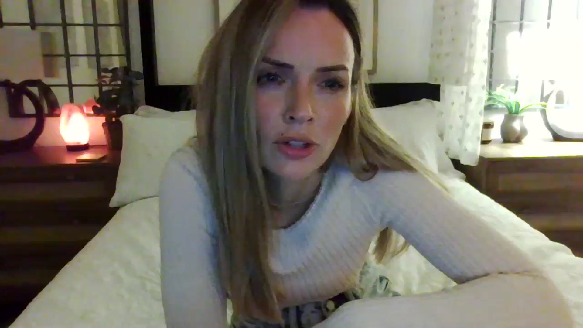Gallery image thumbnail from Miz_Honey's myfreecams stream on, 08/11/2023, 22:02 image 9 of 20