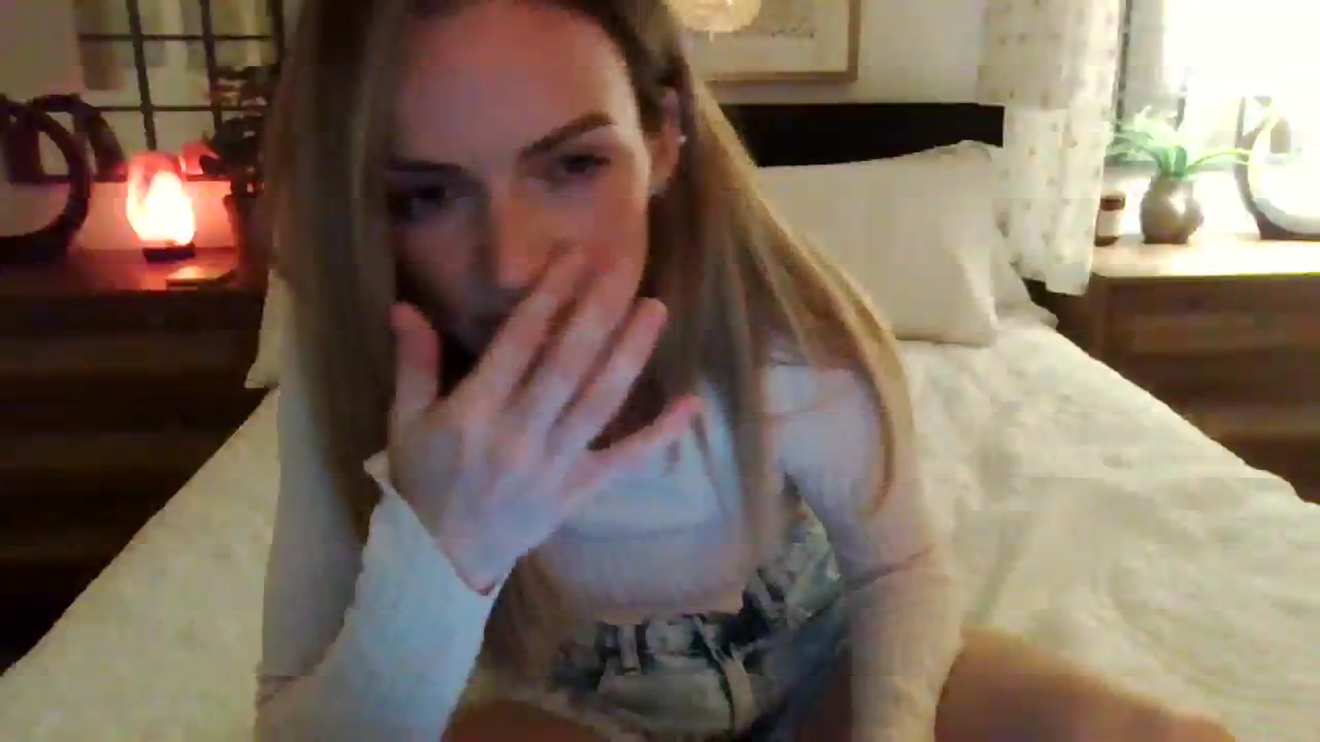 Gallery image thumbnail from Miz_Honey's myfreecams stream on, 08/11/2023, 22:02 image 12 of 20