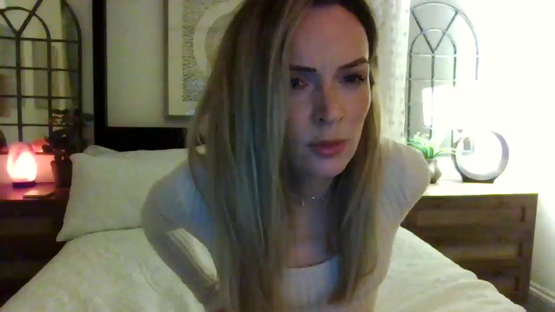 Gallery image thumbnail from Miz_Honey's myfreecams stream on, 08/11/2023, 22:02 image 1 of 20