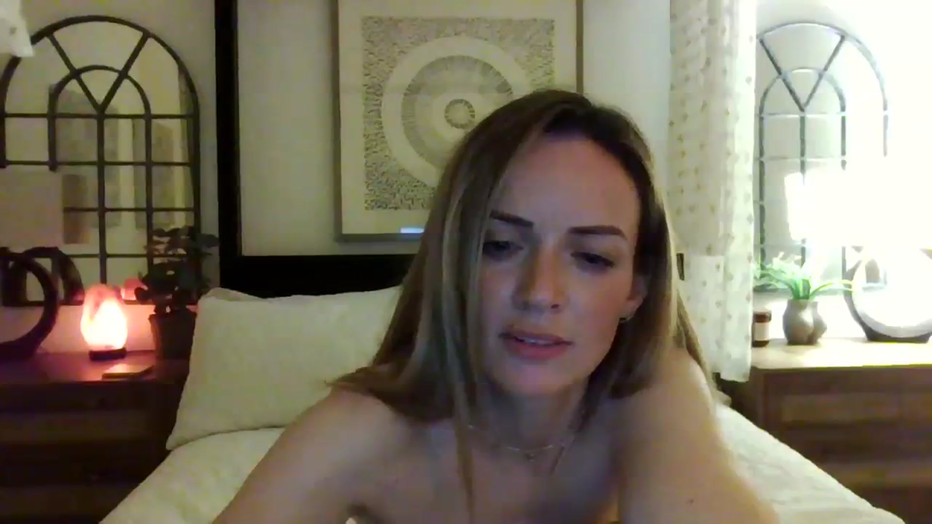 Gallery image thumbnail from Miz_Honey's myfreecams stream on, 08/11/2023, 23:34 image 17 of 20