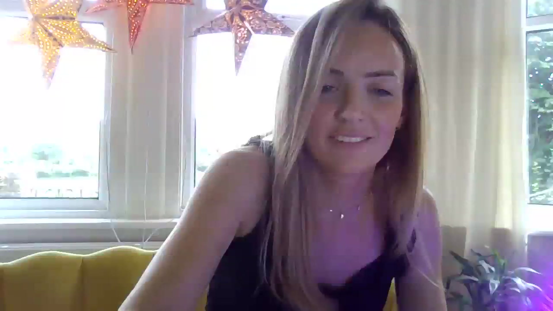 Gallery image thumbnail from Miz_Honey's myfreecams stream on, 08/13/2023, 13:01 image 9 of 20