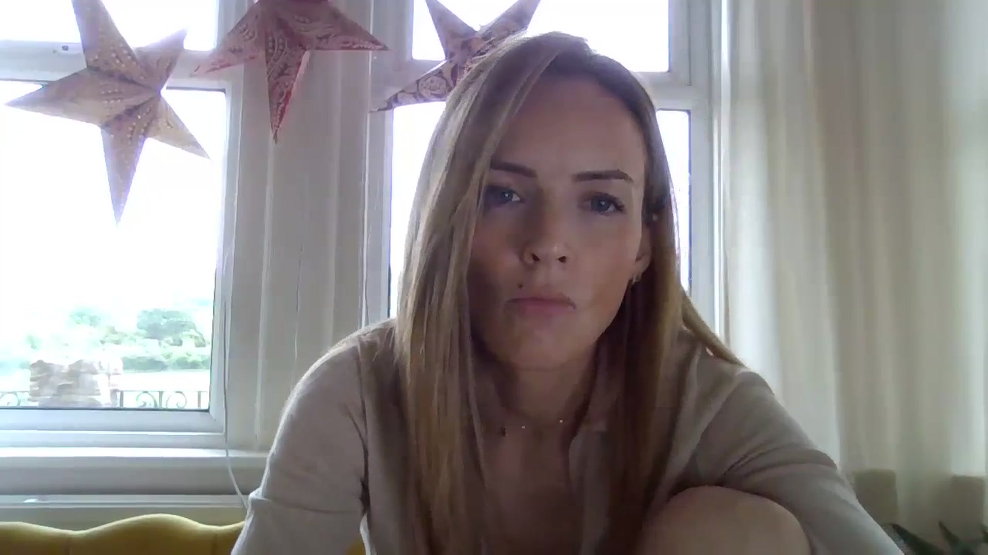 Gallery image thumbnail from Miz_Honey's myfreecams stream on, 08/17/2023, 14:39 image 15 of 20