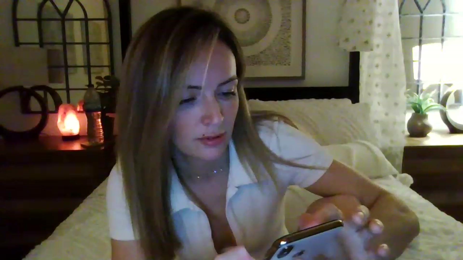 Gallery image thumbnail from Miz_Honey's myfreecams stream on, 08/17/2023, 22:51 image 20 of 20