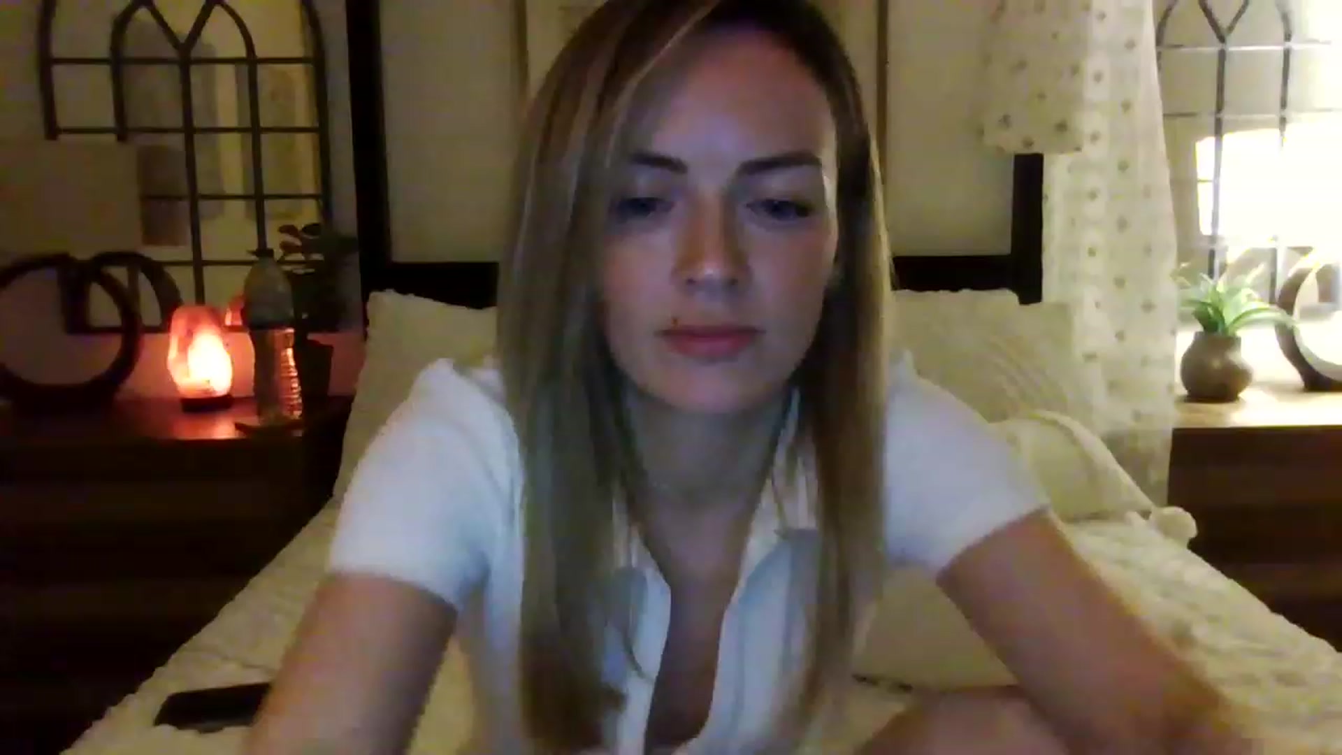 Gallery image thumbnail from Miz_Honey's myfreecams stream on, 08/17/2023, 23:32 image 7 of 20
