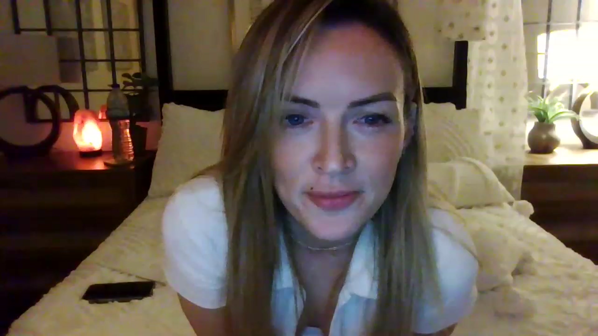 Gallery image thumbnail from Miz_Honey's myfreecams stream on, 08/17/2023, 23:32 image 13 of 20