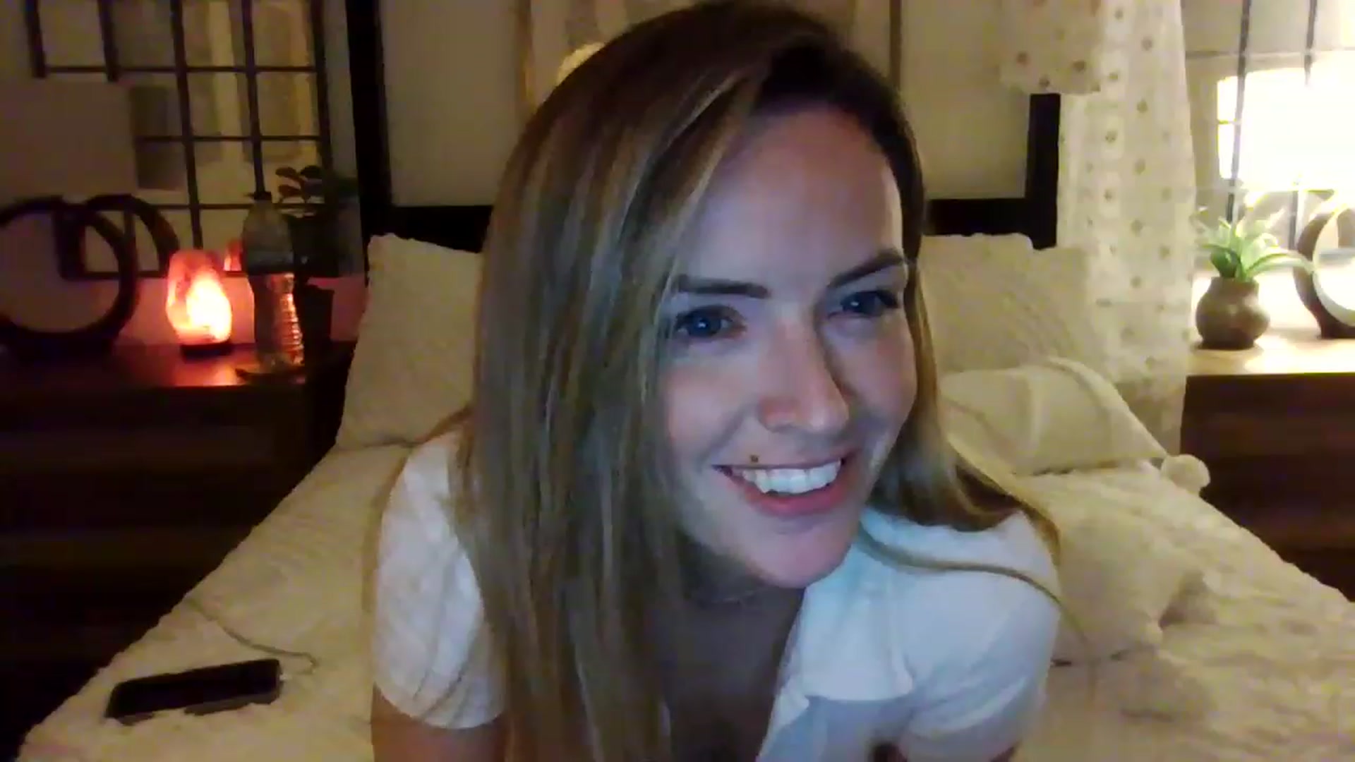 Gallery image thumbnail from Miz_Honey's myfreecams stream on, 08/17/2023, 23:32 image 19 of 20