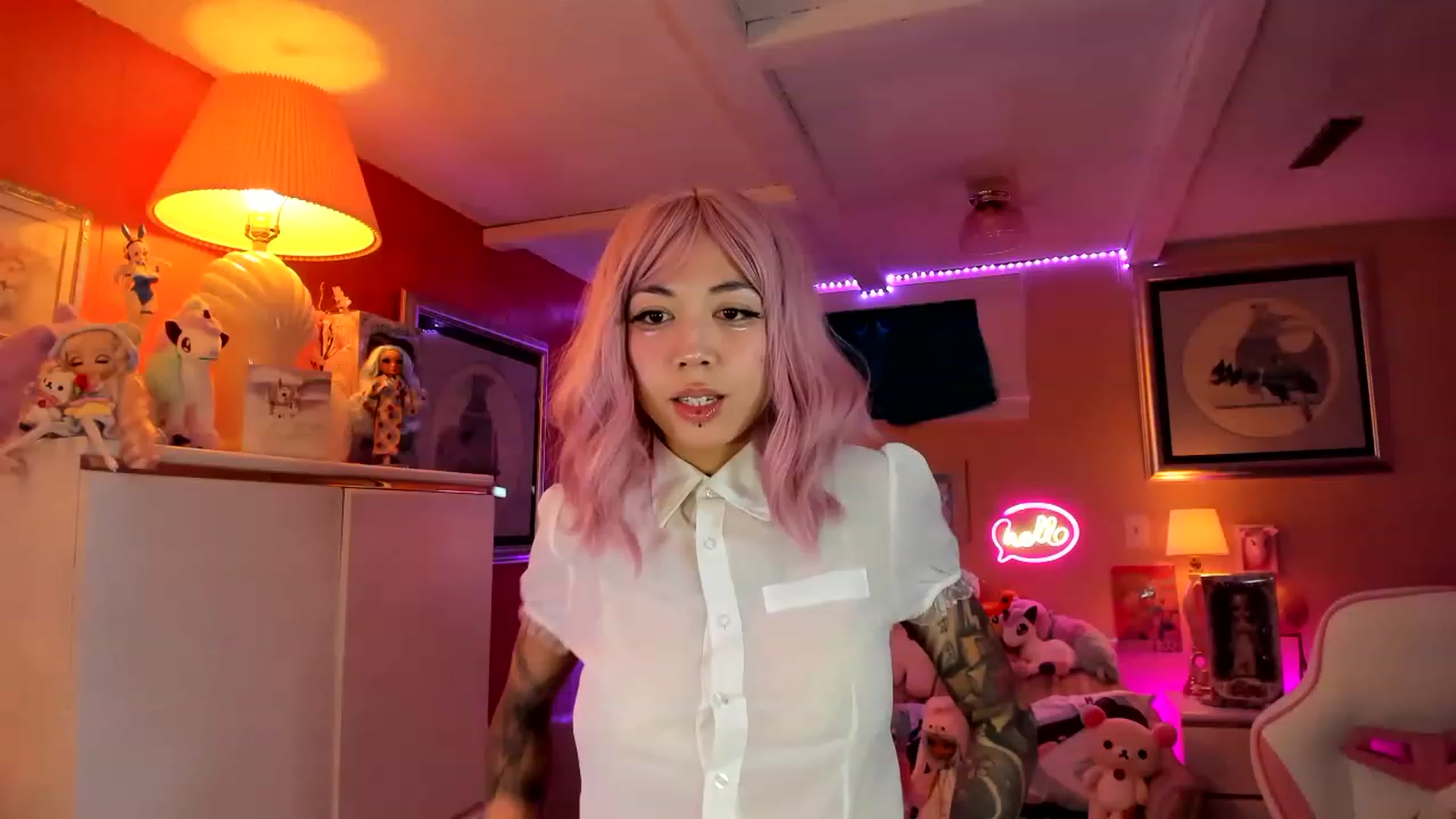 Gallery image thumbnail from MizuChan's myfreecams stream on, 12/04/2022, 10:29 image 7 of 20