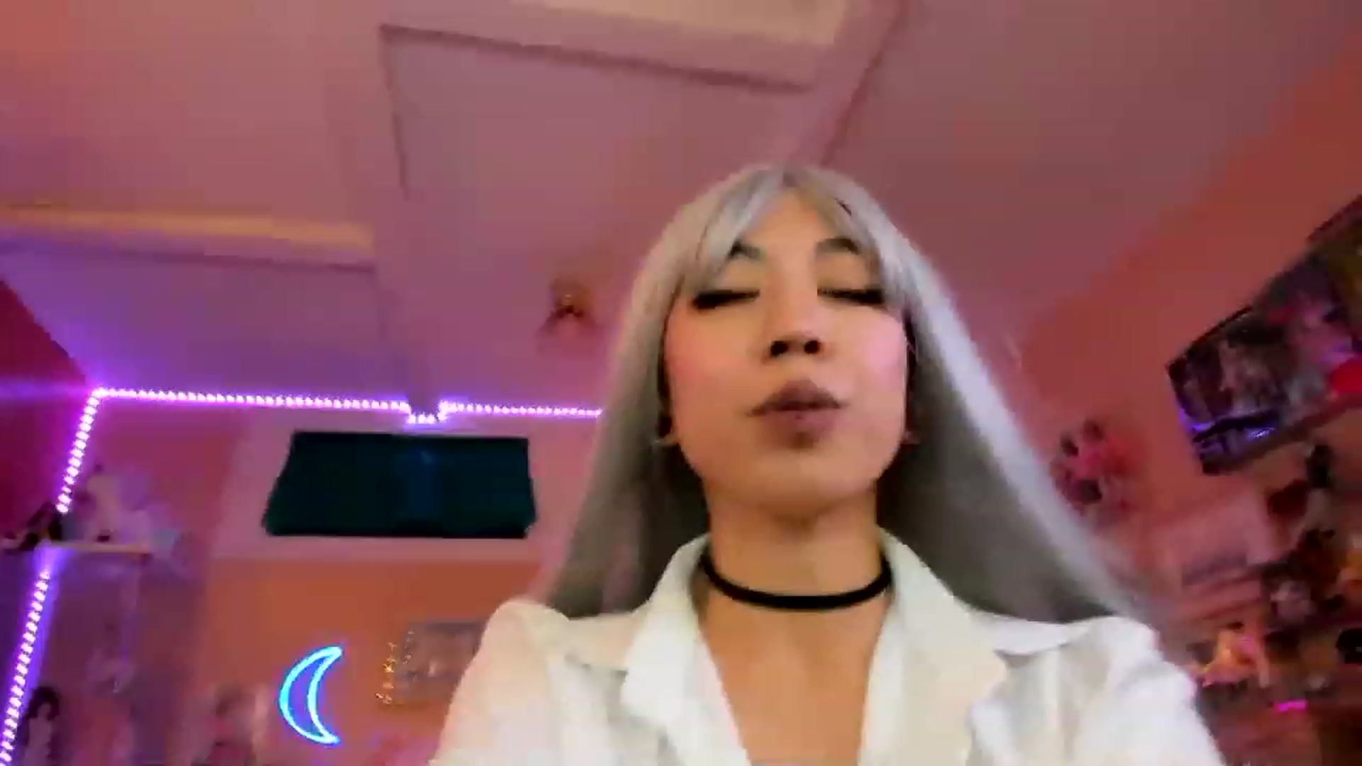 Gallery image thumbnail from MizuChan's myfreecams stream on, 12/05/2022, 07:41 image 6 of 20