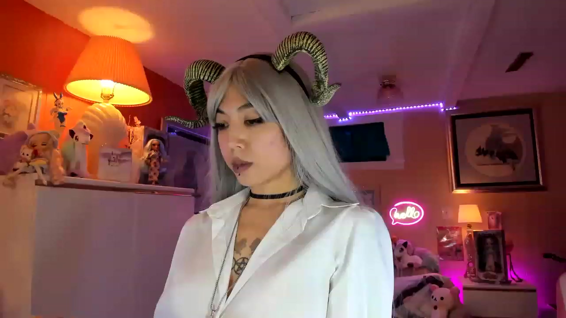 Gallery image thumbnail from MizuChan's myfreecams stream on, 12/05/2022, 08:56 image 16 of 20