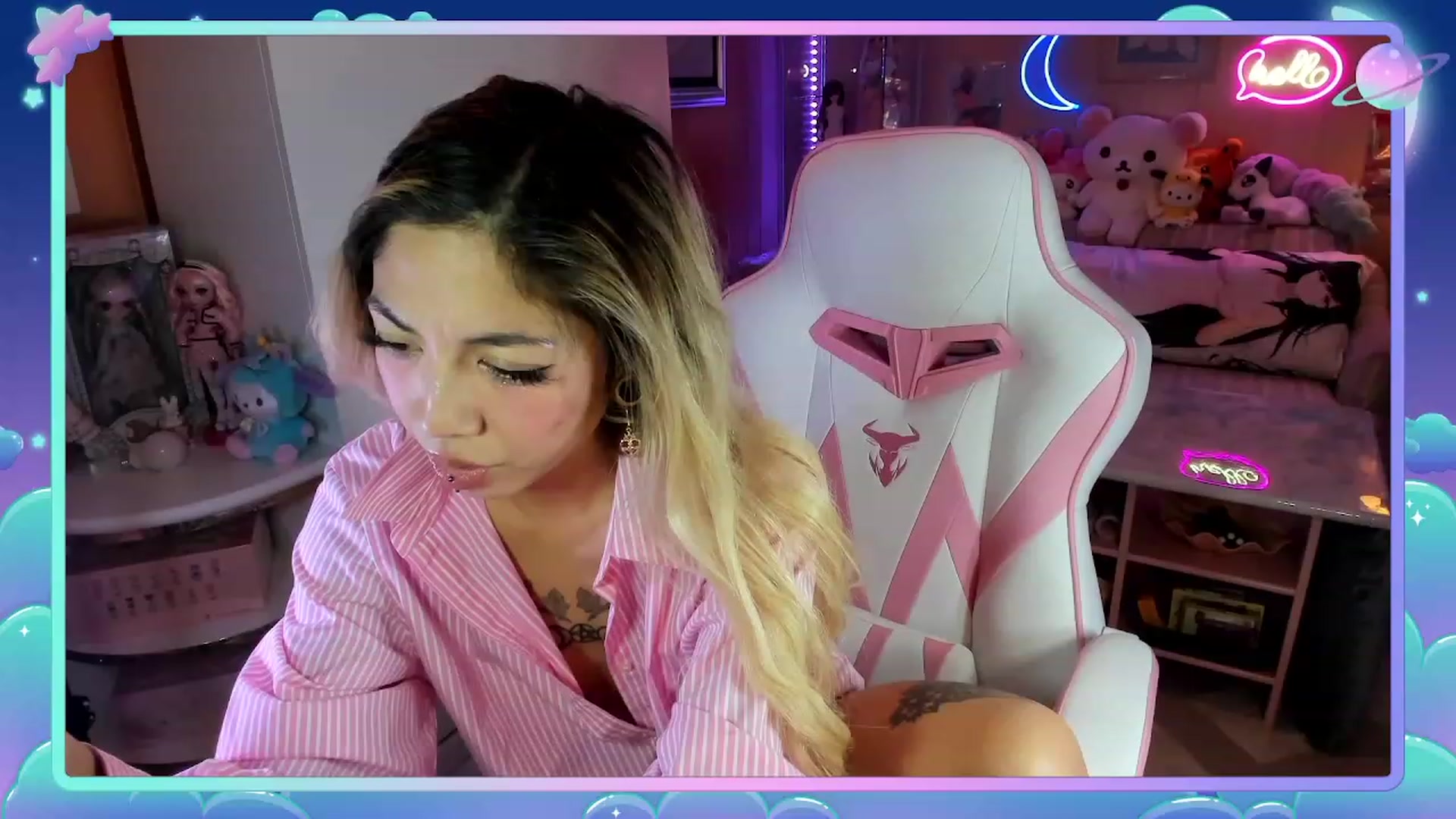 Gallery image thumbnail from MizuChan's myfreecams stream on, 12/09/2022, 08:53 image 9 of 20