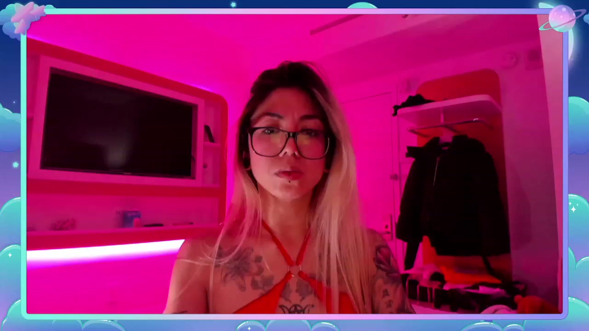 Gallery image thumbnail from MizuChan's myfreecams stream on, 01/01/2023, 09:27 image 3 of 20