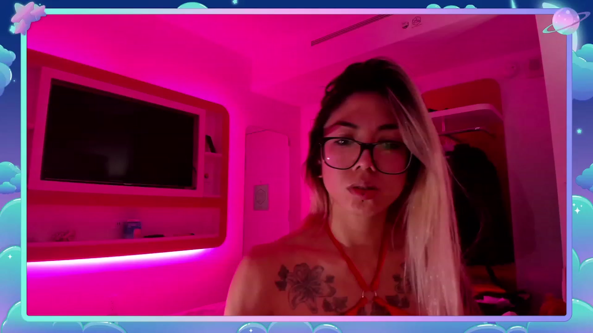 Gallery image thumbnail from MizuChan's myfreecams stream on, 01/01/2023, 09:27 image 16 of 20