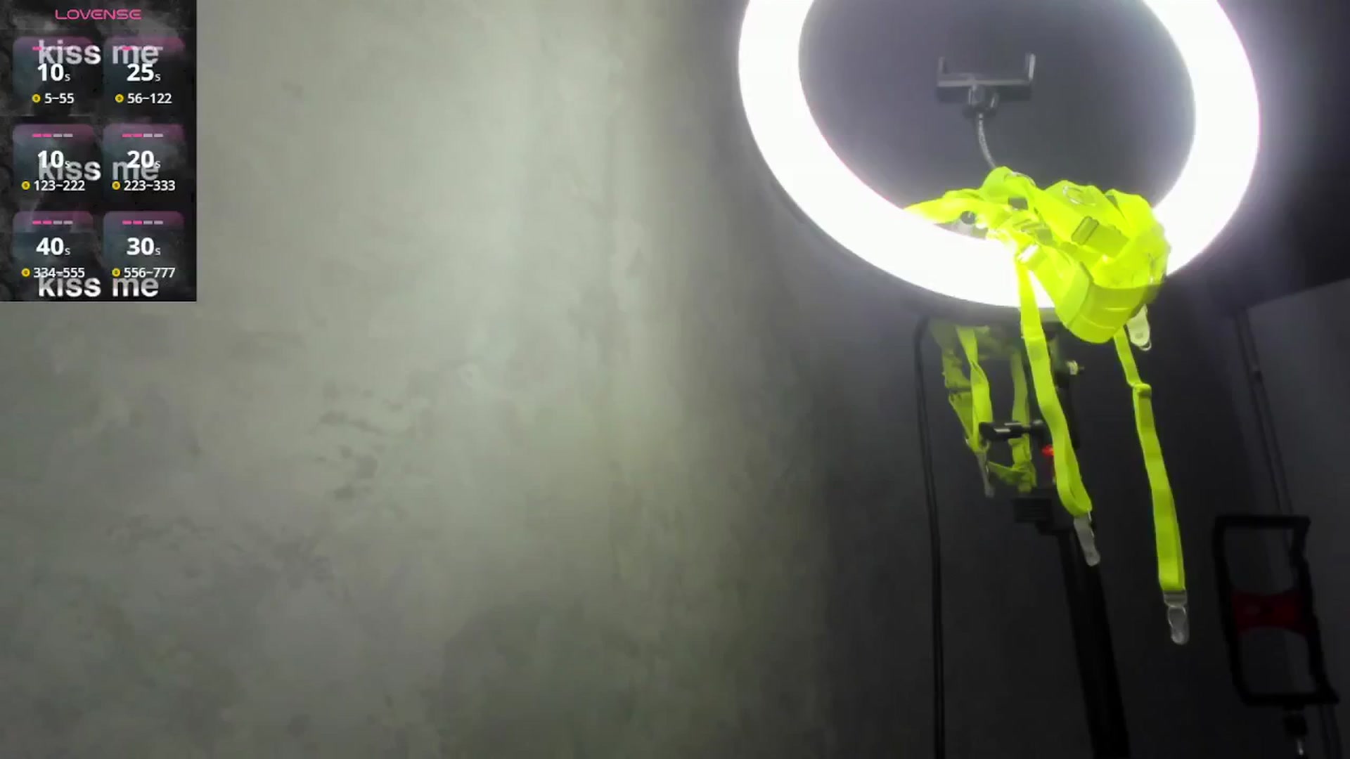 Gallery image thumbnail from MmmK_'s myfreecams stream on, 10/08/2025, 20:10 image 20 of 20