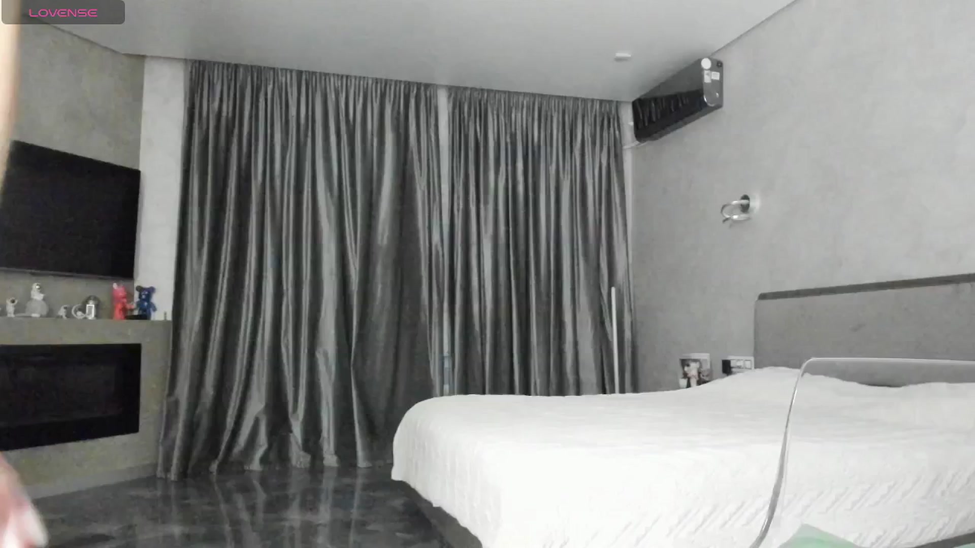 Gallery image thumbnail from MmmWetK's myfreecams stream on, 02/07/2026, 18:09 image 11 of 20