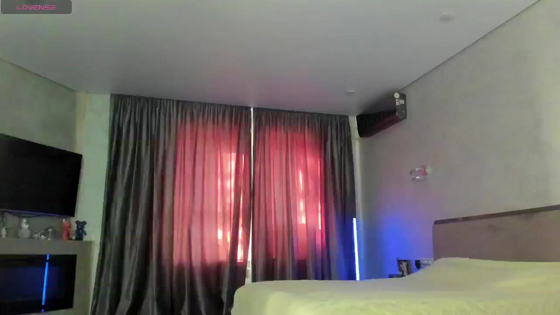 Gallery image thumbnail from MmmWetK's myfreecams stream on, 02/10/2026, 12:46 image 13 of 20