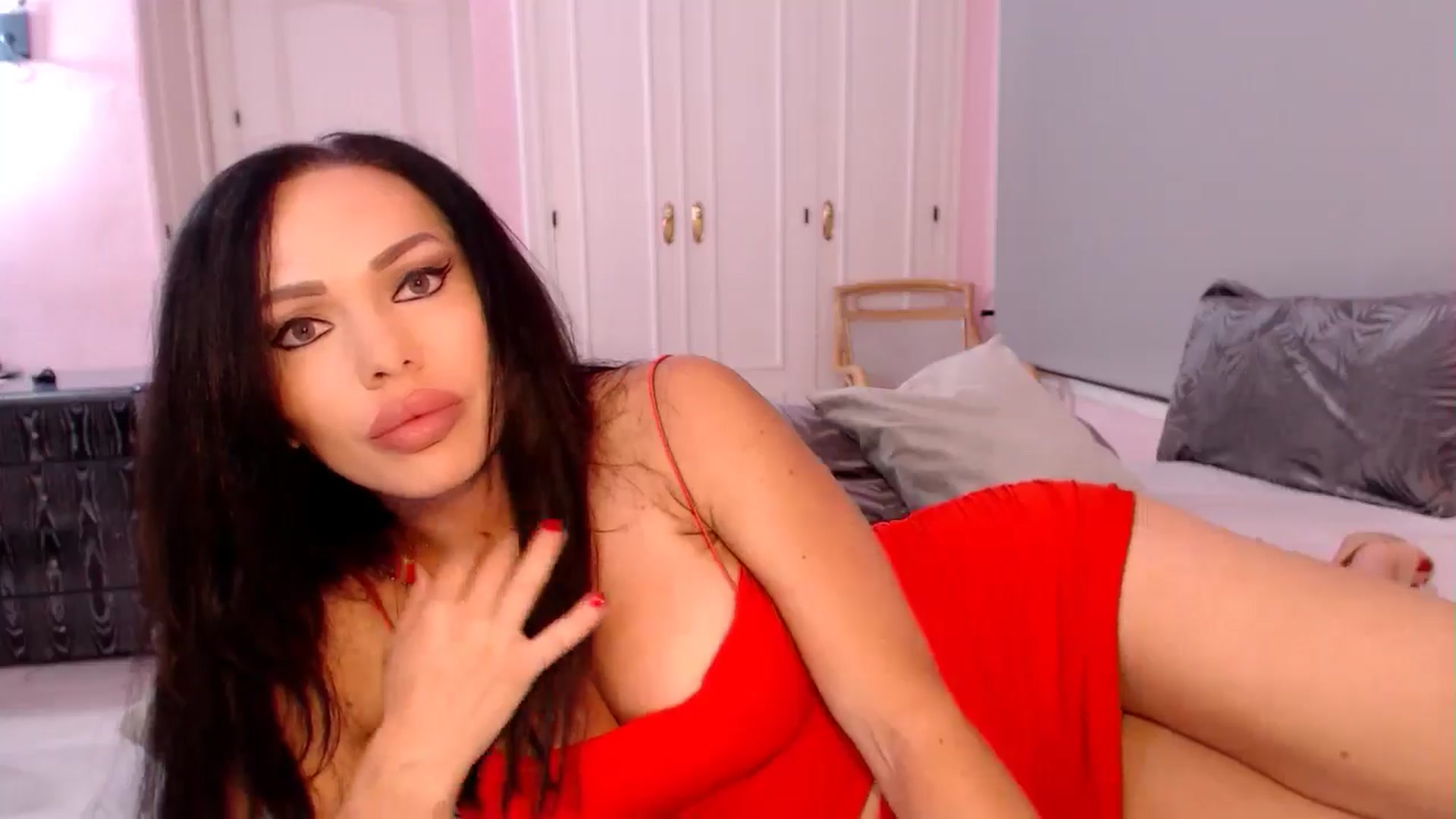 Gallery image thumbnail from Mmmgirl's myfreecams stream on, 05/27/2025, 21:56 image 5 of 20