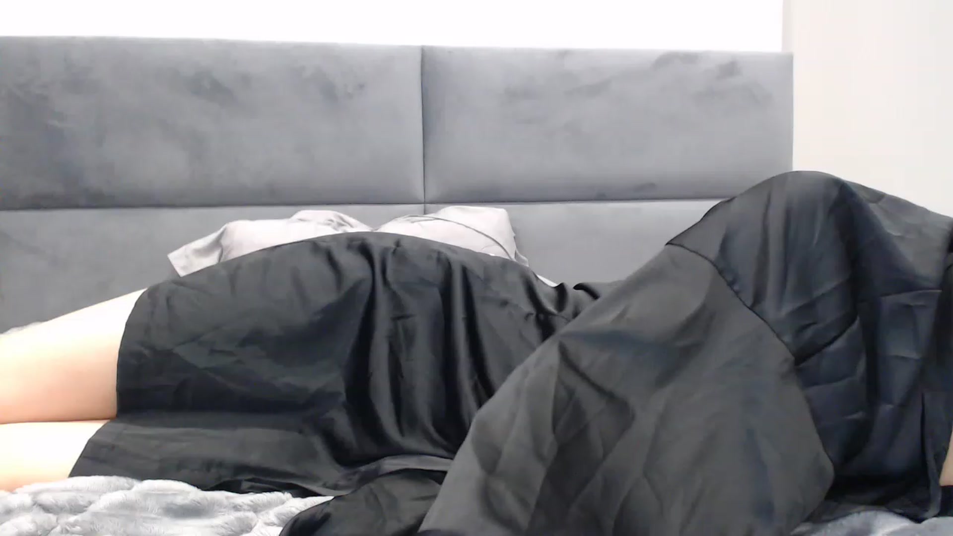 Gallery image thumbnail from Mmmmmarie's myfreecams stream on, 01/01/2023, 14:02 image 17 of 20