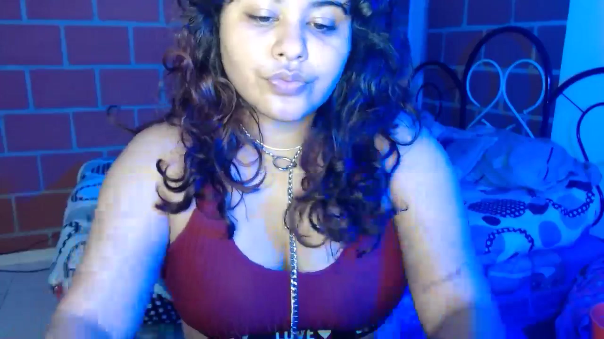 Gallery image thumbnail from Moanaa_sing's myfreecams stream on, 01/01/2025, 21:18 image 2 of 20