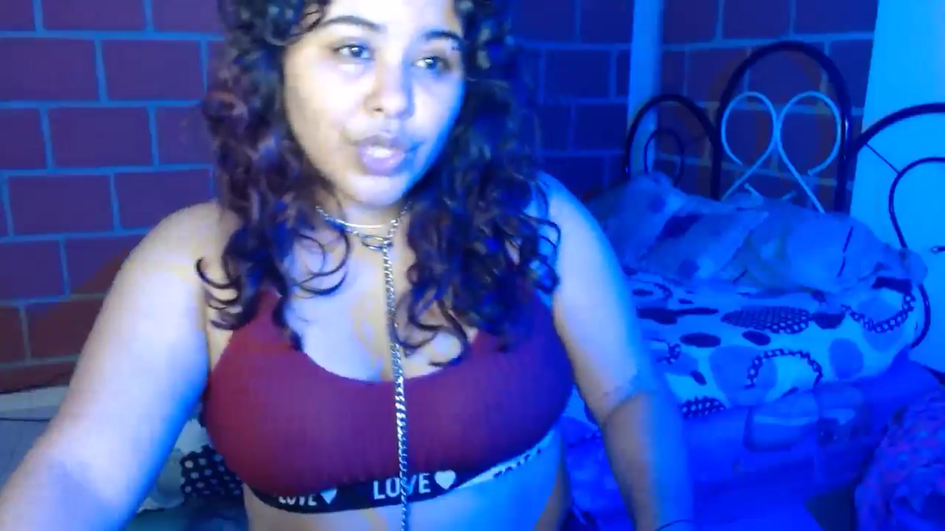 Gallery image thumbnail from Moanaa_sing's myfreecams stream on, 01/01/2025, 21:18 image 5 of 20