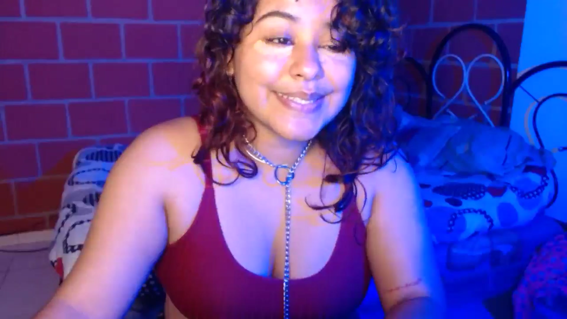 Gallery image thumbnail from Moanaa_sing's myfreecams stream on, 01/01/2025, 21:18 image 12 of 20
