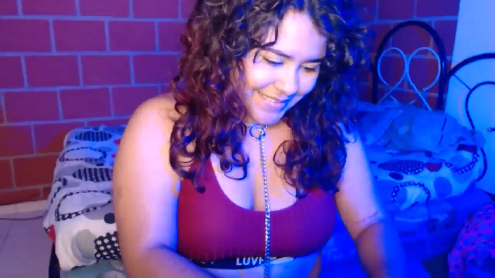 Gallery image thumbnail from Moanaa_sing's myfreecams stream on, 01/01/2025, 21:18 image 17 of 20