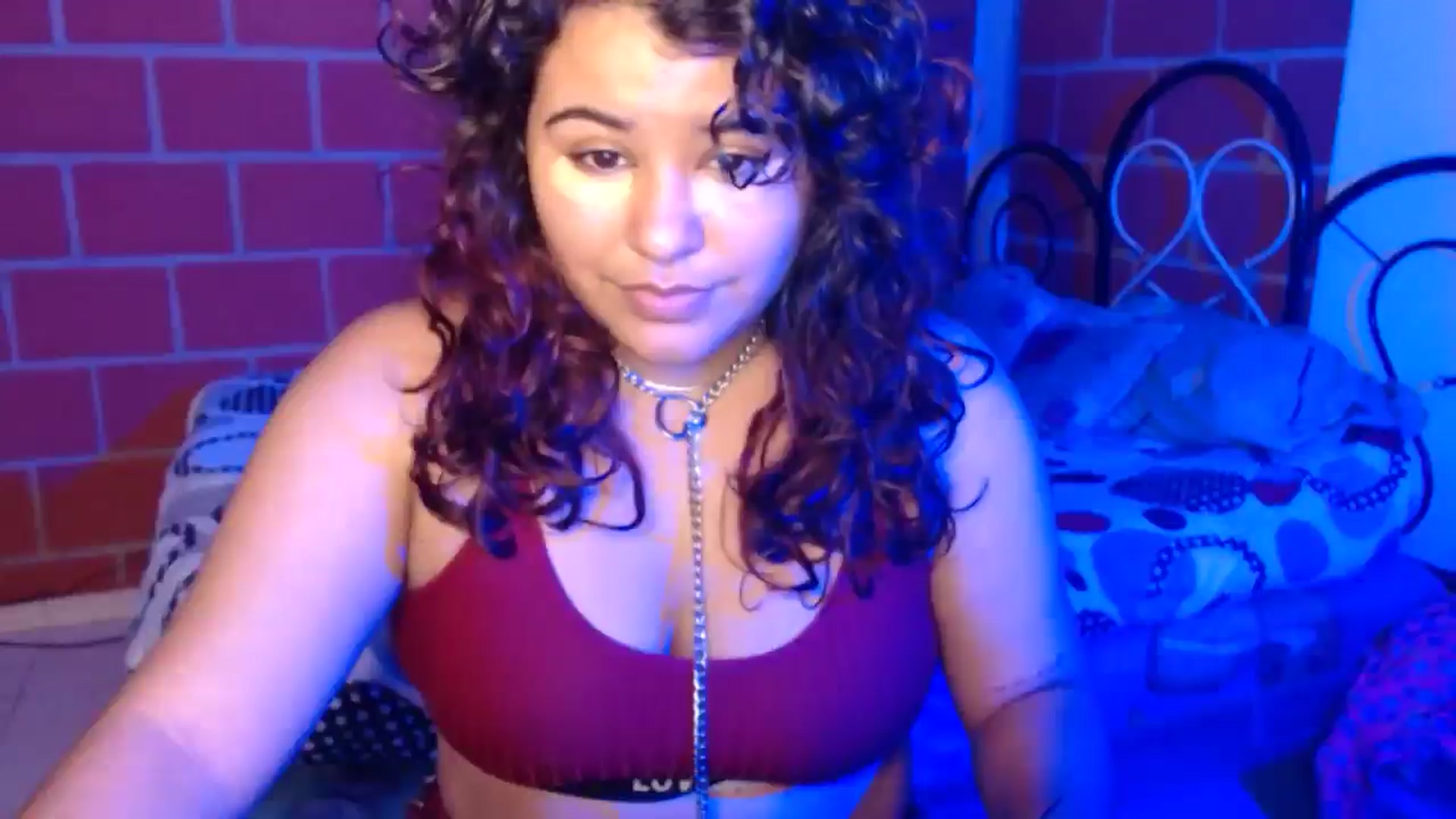 Gallery image thumbnail from Moanaa_sing's myfreecams stream on, 01/01/2025, 21:18 image 14 of 20