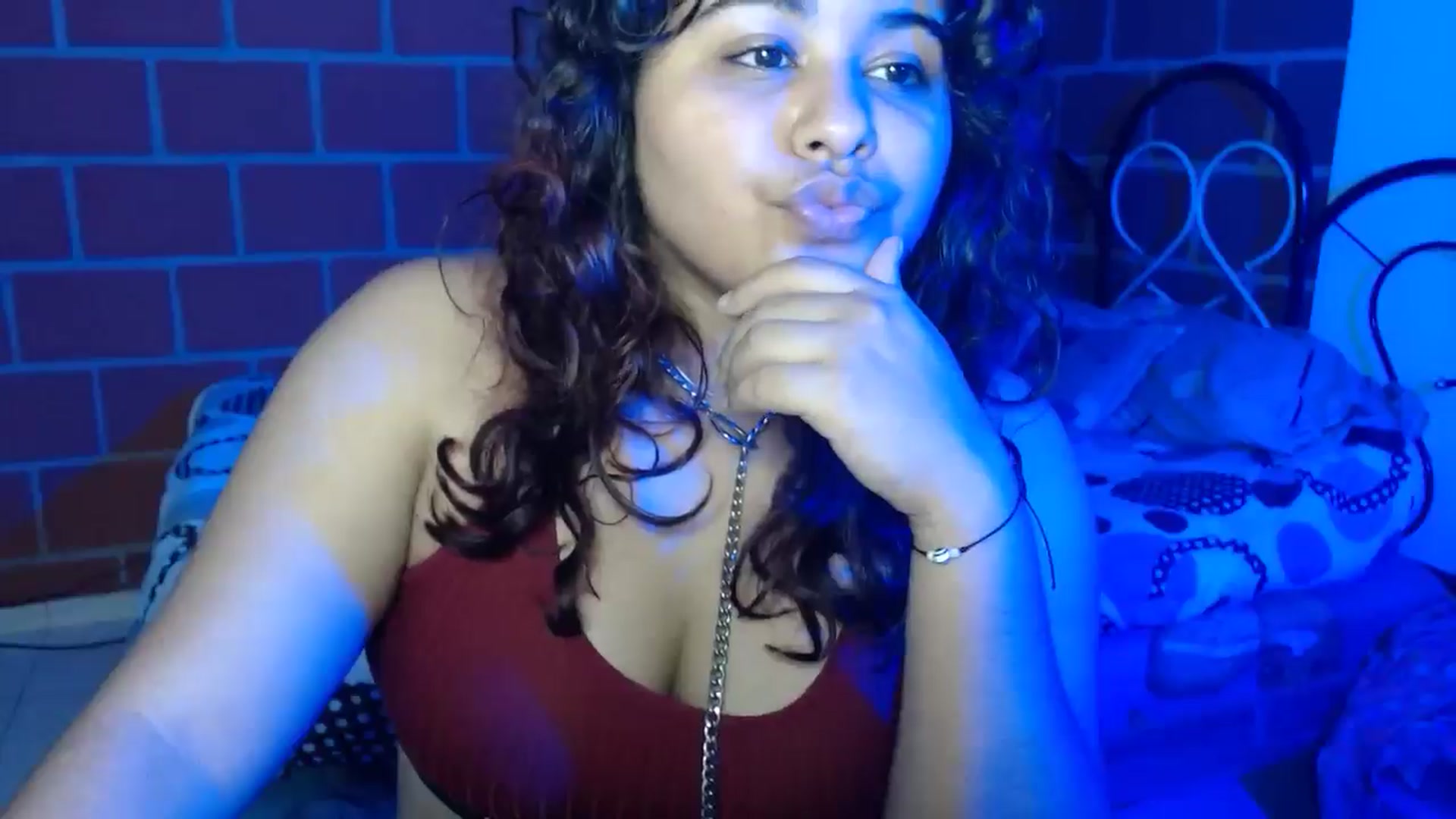 Gallery image thumbnail from Moanaa_sing's myfreecams stream on, 01/01/2025, 21:18 image 4 of 20