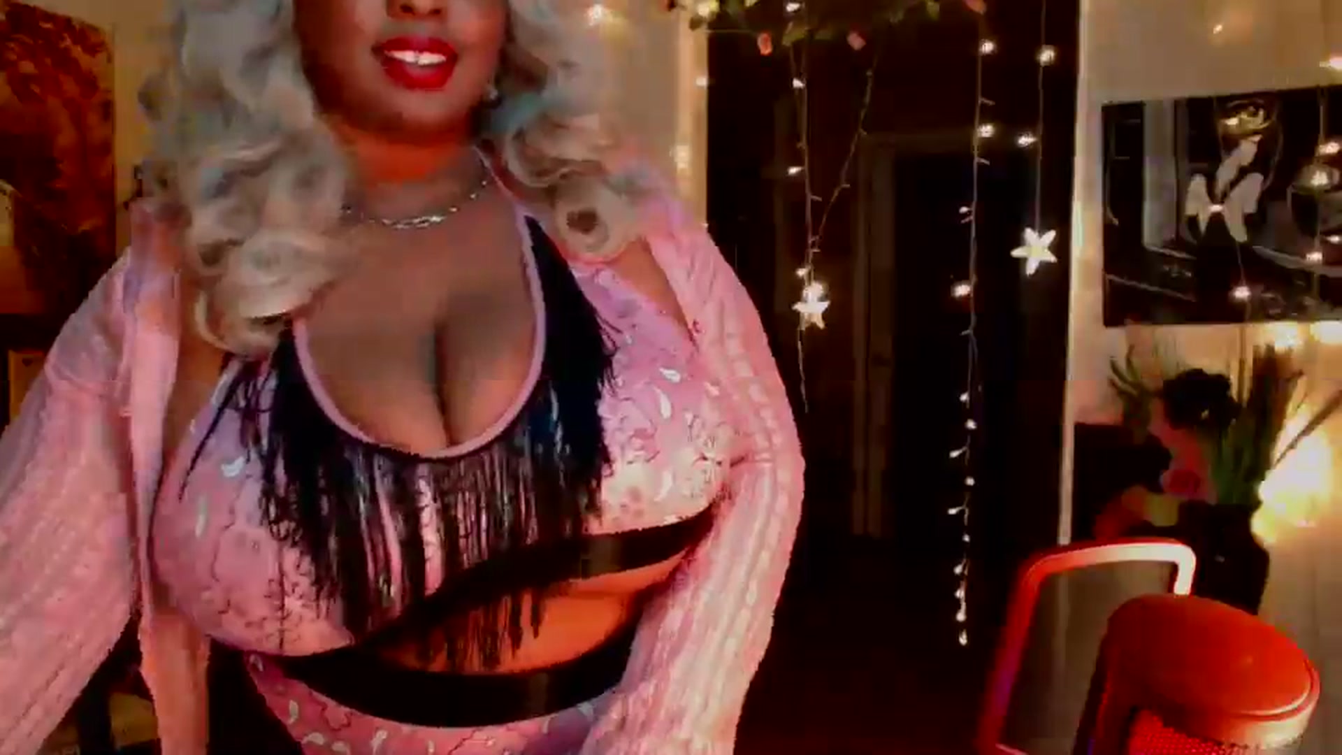 Gallery image thumbnail from MochaMona's myfreecams stream on, 10/31/2024, 10:53 image 10 of 20
