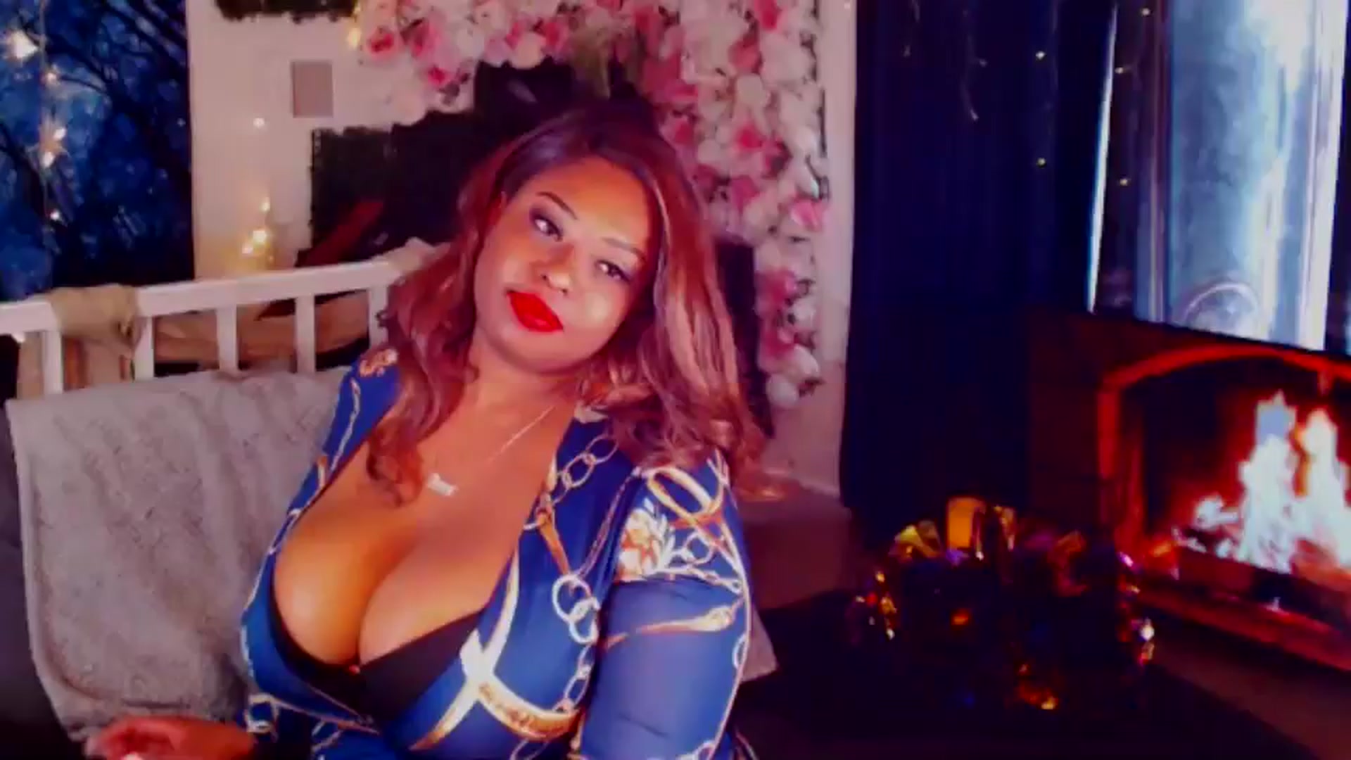 Gallery image thumbnail from MochaMona's myfreecams stream on, 04/19/2025, 15:30 image 10 of 20