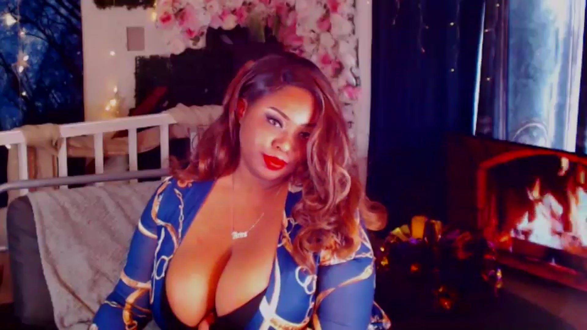 Gallery image thumbnail from MochaMona's myfreecams stream on, 04/19/2025, 15:30 image 5 of 20