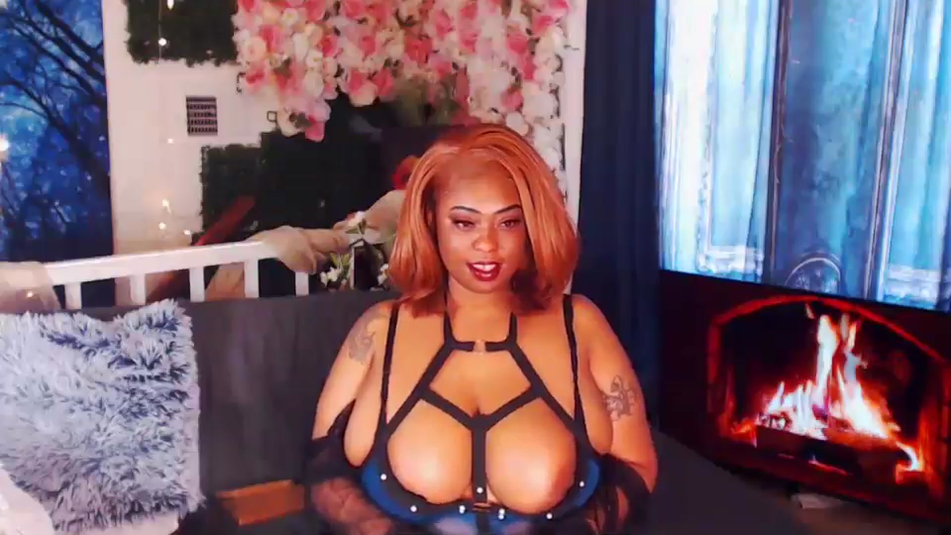 Gallery image thumbnail from MochaMona's myfreecams stream on, 04/30/2025, 18:48 image 12 of 20