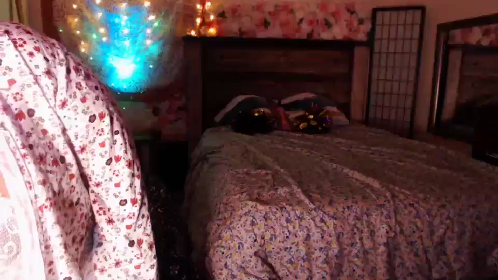 Gallery image thumbnail from MochaMona's myfreecams stream on, 07/05/2025, 12:12 image 11 of 20