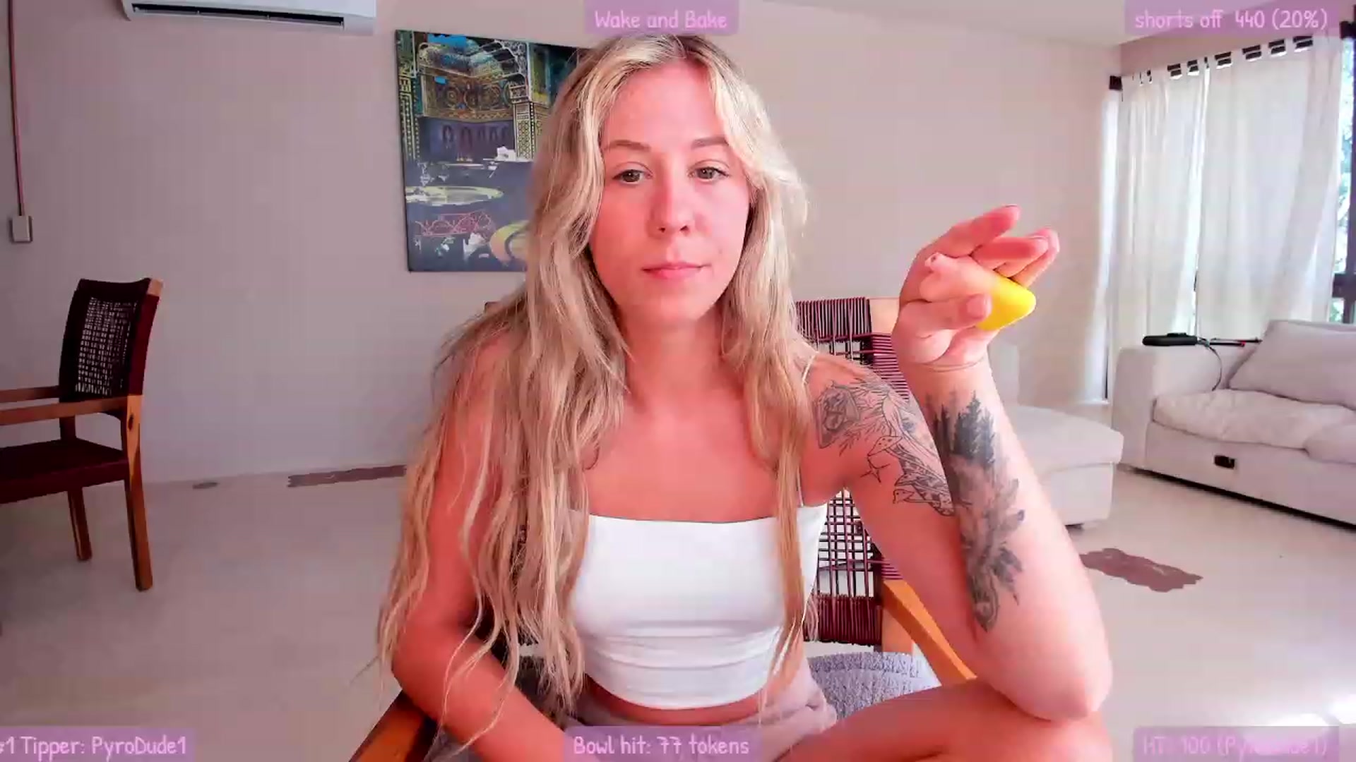 Gallery image thumbnail from Mochi's myfreecams stream on, 01/31/2023, 17:38 image 14 of 20