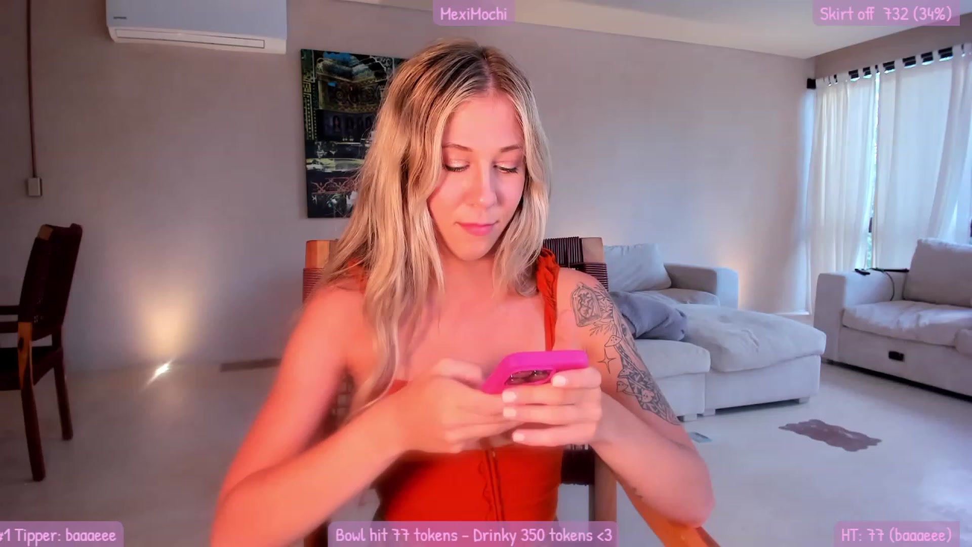 Gallery image thumbnail from Mochi's myfreecams stream on, 02/01/2023, 22:58 image 12 of 20