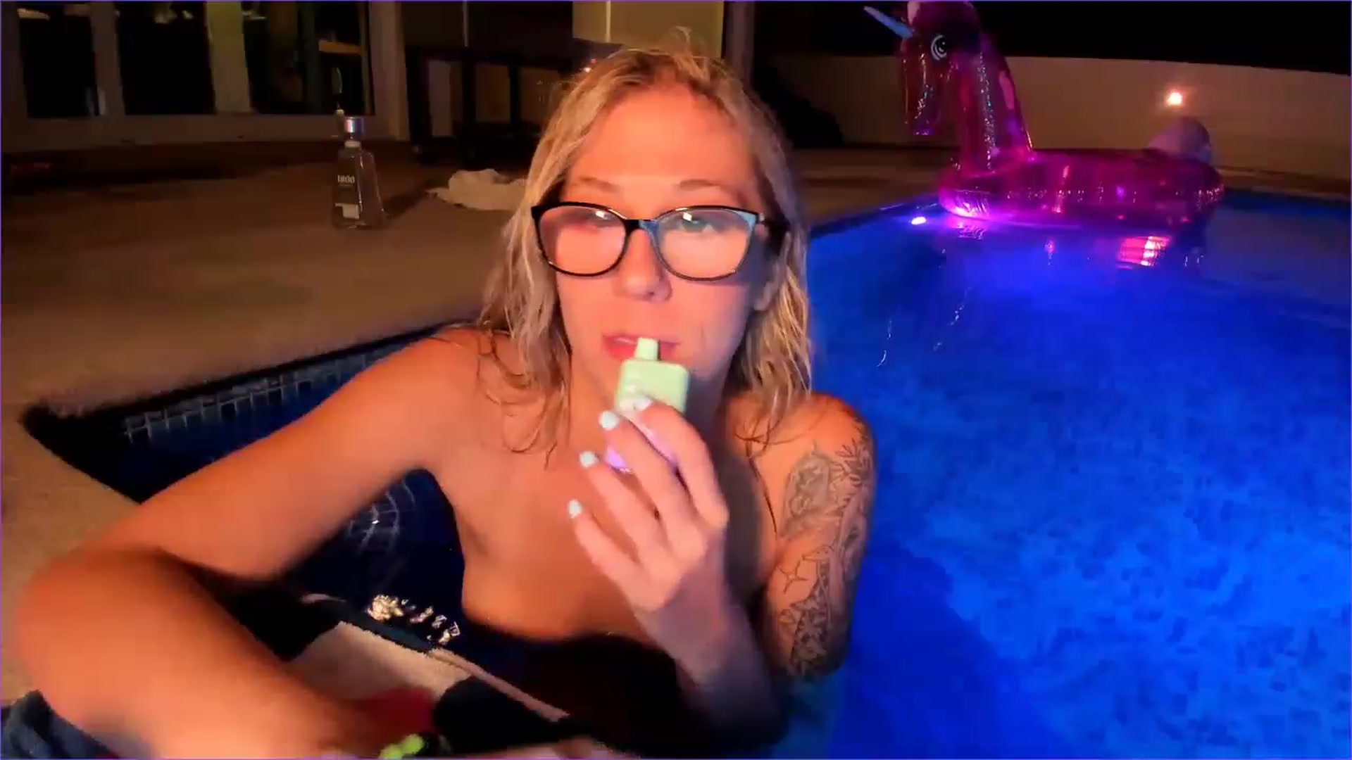Gallery image thumbnail from Mochi's myfreecams stream on, 02/14/2023, 04:12 image 14 of 20