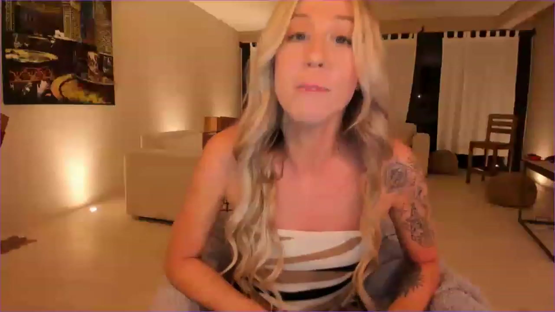 Gallery image thumbnail from Mochi's myfreecams stream on, 02/23/2023, 05:11 image 4 of 20